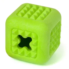 Жувальна іграшка Flamingo Foam Dina Cube Куб для собак, з ароматом м'яти